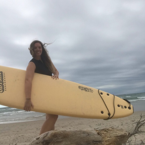 Meet the posher, Alexanne - Picture 3 of 10